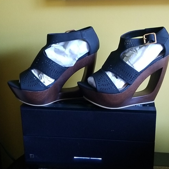 Call It Sprin Wedge Heels/Sandals - Picture 1 of 5